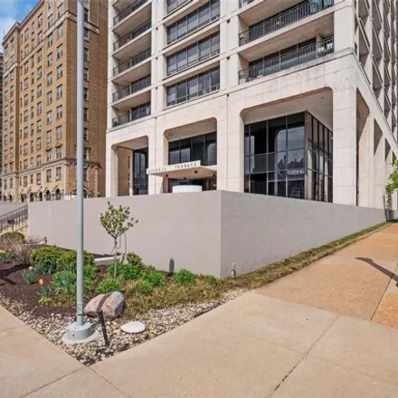 Image 3 - Lindell Terrace, 4501 Lindell Boulevard, St. Louis, MO 63108, USA - Condo for sale