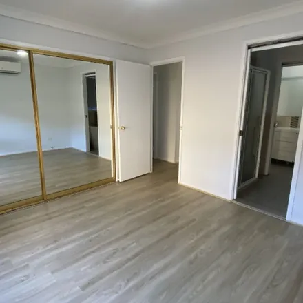 Image 6 - Octavia Avenue, Rosemeadow NSW 2560, Australia - Apartment for rent