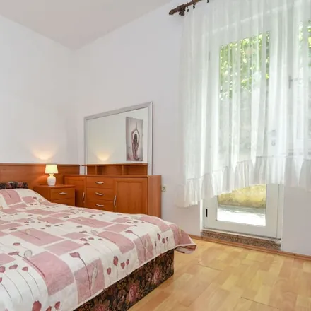 Rent this 5 bed house on Zadar in Ulica Vladka Mačeka, 23107 Zadar