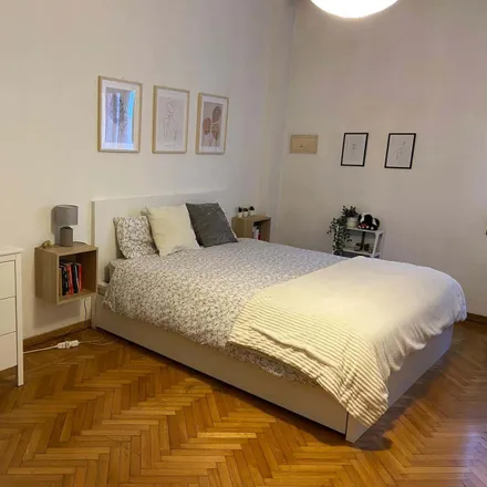 Rent this 2 bed room on Via Giuseppe Grabinski 1 in 40122 Bologna BO, Italy