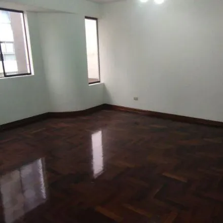 Buy this 3 bed apartment on Institución educativa inicial 53 Mi Niñito Jesus in Alfa Escorpión, Surquillo