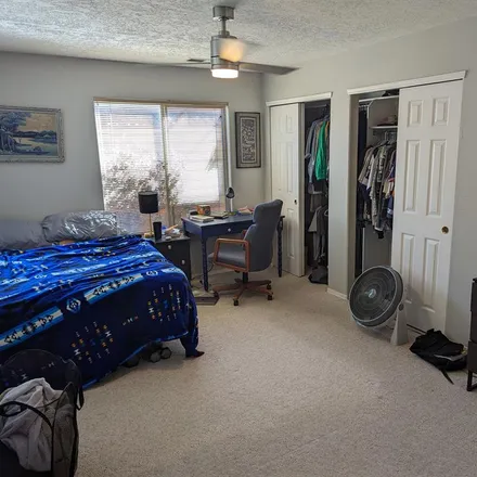 Image 1 - 258 Manzano Street Northeast, Albuquerque, NM 87108, USA - Room for rent