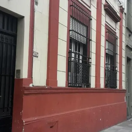 Buy this 2 bed house on Avenida San Juan 2702 in San Cristóbal, C1247 ABA Buenos Aires