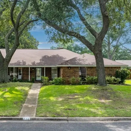 Buy this 4 bed house on 102 Penny Lane in Athens, TX 75751