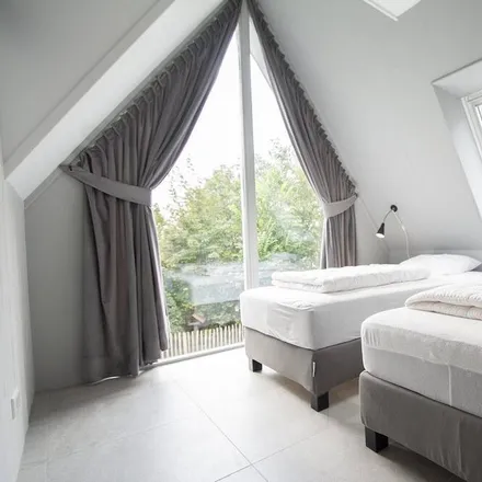Rent this 5 bed house on 1759 NK Callantsoog