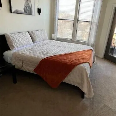 Rent this 1 bed condo on Atlanta