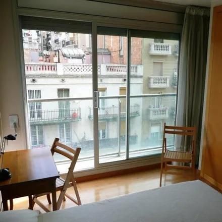 Image 2 - Carrer de Calàbria, 205, 08029 Barcelona, Spain - Apartment for rent