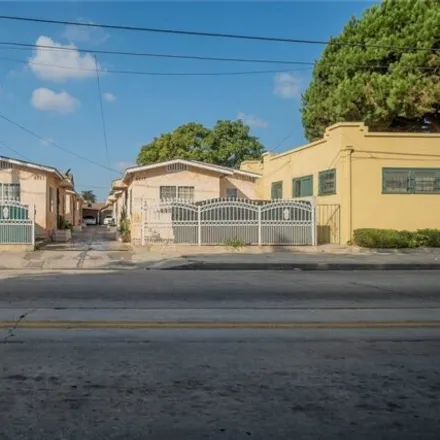 Buy this 6 bed house on 5071 South San Pedro Street in Los Angeles, CA 90011