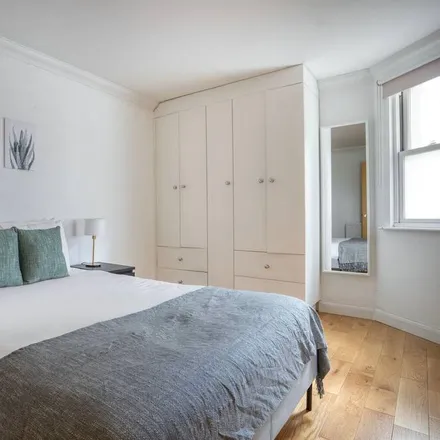 Rent this 1 bed apartment on London in EC1V 3PT, United Kingdom