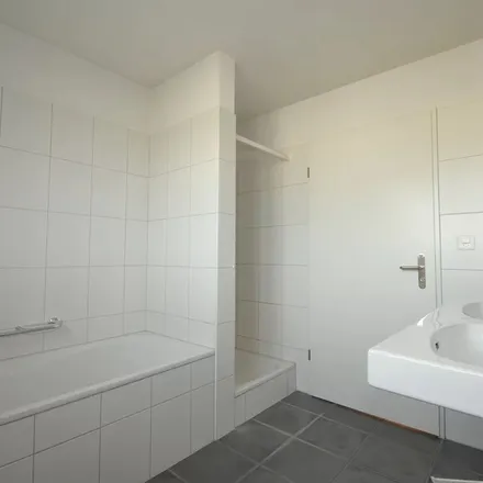 Image 5 - Vereinshausstrasse 3, 4133 Pratteln, Switzerland - Apartment for rent