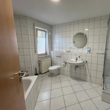 Image 4 - Saarner Straße 78, 47269 Duisburg, Germany - Apartment for rent