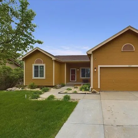 Buy this 4 bed house on Ridgeview Drive in Sarpy County, NE 68046