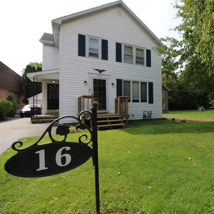 Buy this 4 bed house on Lockport Inn & Suites in 315 South Transit Street, City of Lockport