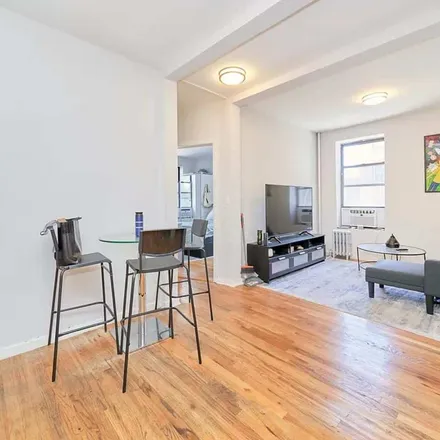 Rent this 1 bed apartment on 462 9th Avenue in New York, NY 10018