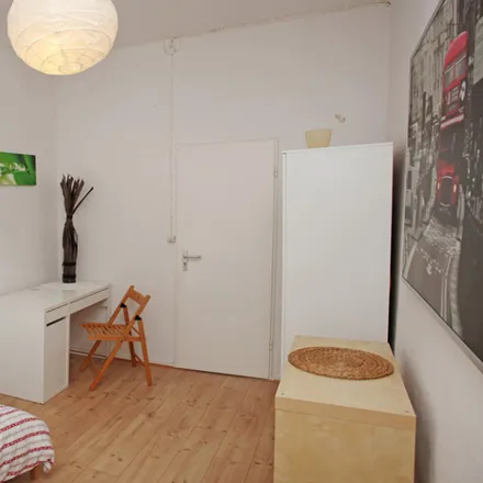 Rent this 4 bed room on Körnerstraße 2 in 13585 Berlin, Germany