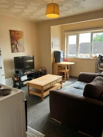 Image 1 - 82 Broadlands Road, Hampton Park, Southampton, SO17 3AQ, United Kingdom - Room for rent