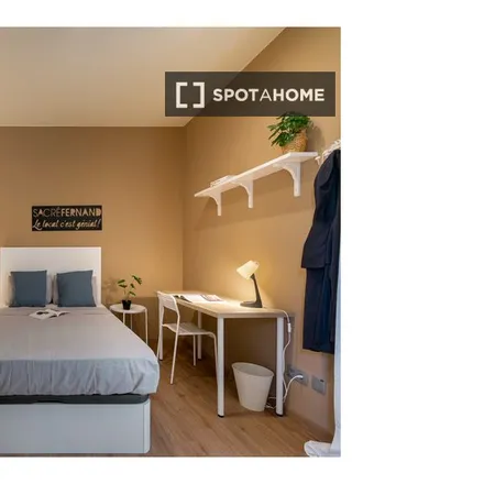 Rent this 5 bed room on Carrer de Bergara in 9, 08001 Barcelona