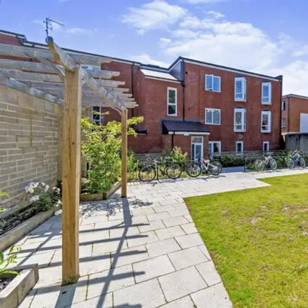Image 1 - 2 Earls Road, Bevois Valley, Southampton, SO14 6SH, United Kingdom - Apartment for sale