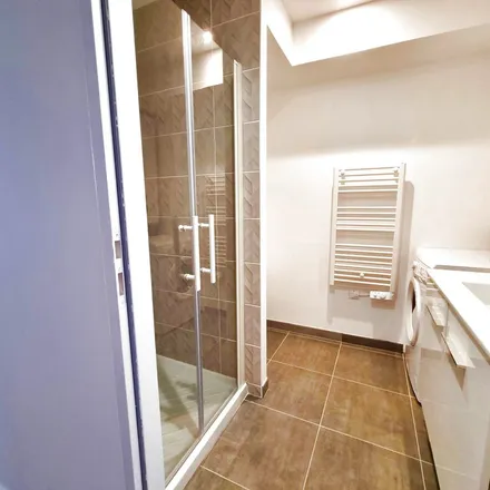 Rent this 2 bed apartment on 6 Rue de la Commune in 44000 Nantes, France