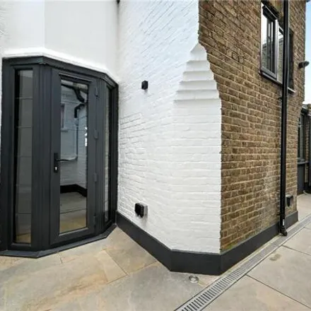 Image 6 - 6 Bedford Gardens, London, W8 7LN, United Kingdom - House for rent