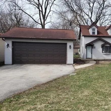 Buy this 2 bed house on 918 Harding Avenue in Waukesha, WI 53186