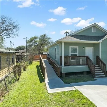 Image 2 - 912 Chapa Street, Nueces County, TX 78380, USA - House for sale