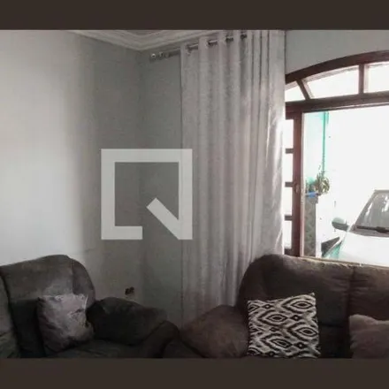 Rent this 3 bed house on Rua Orlando Alves de Oliveira in Padroeira, Osasco - SP