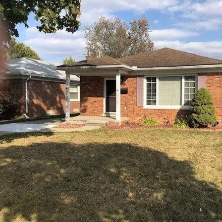 Rent this 3 bed house on Hemingway Avenue in Redford Township, MI 48239