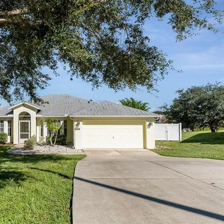 Buy this 4 bed house on 1452 Muir Circle in Clermont, FL 34711
