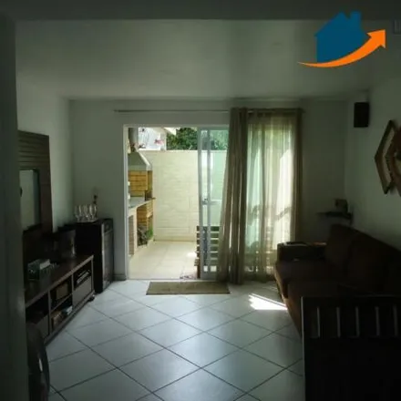 Buy this 2 bed house on Rua Rufinoi de Carvalho in Centro, Campos dos Goytacazes - RJ