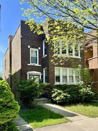 Buy this 4 bed house on 4134 North Marmora Avenue in Chicago, IL 60630