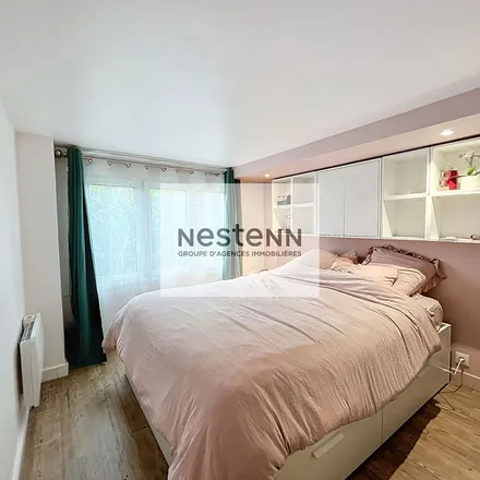 Rent this 2 bed apartment on 2 Avenue de la Division Leclerc in 91160 Ballainvilliers, France