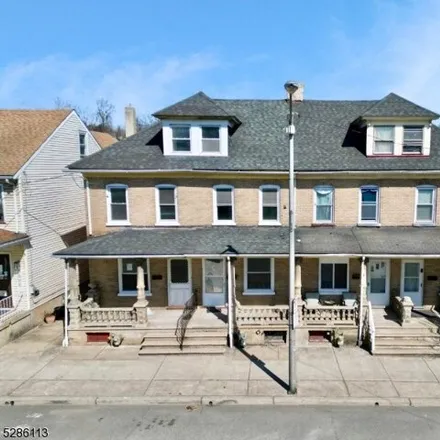 Buy this 12 bed house on Thomian Gallery & Gifts in 619 South Main Street, Phillipsburg