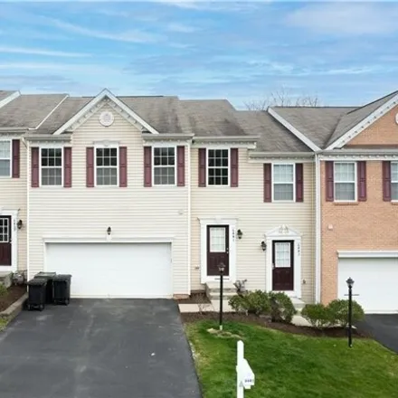 Buy this 3 bed house on 6451 Lindsay Lane in White Valley, Murrysville