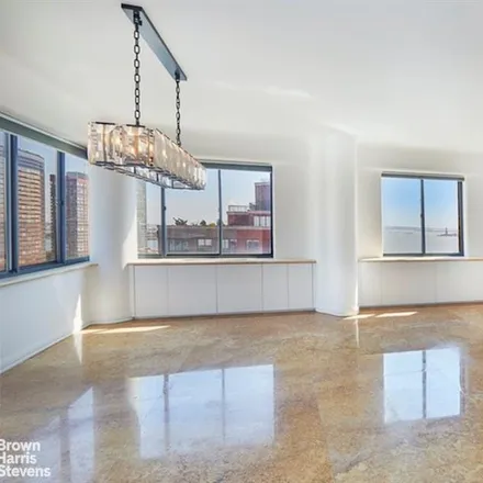 Image 4 - 377 RECTOR PLACE PHB in Battery Park City - Apartment for sale