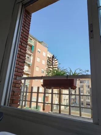 Rent this 4 bed room on Carrer de Mallorca in 410, 08013 Barcelona