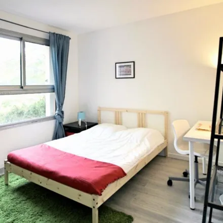 Rent this 4 bed apartment on 21 Boulevard de la Gaye in 13009 9e Arrondissement, France