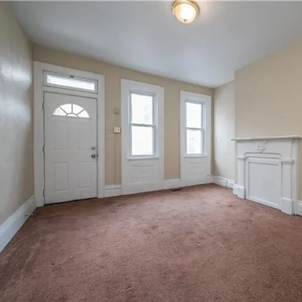 Image 3 - 2162 Sidney Street, Pittsburgh, PA 15203, USA - House for sale