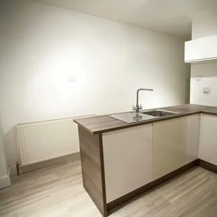 Image 1 - Lyndhurst Avenue, Cliftonville West, Margate, CT9 2PL, United Kingdom - Apartment for rent