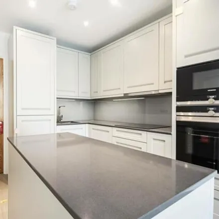 Rent this 3 bed house on Reverence House in Lismore Boulevard, London