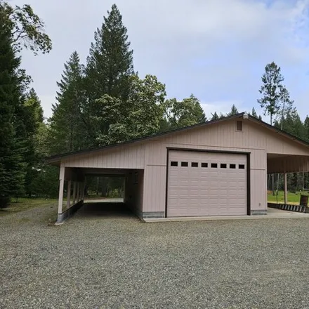 Buy this 3 bed house on 1133 Idlewild Dr in Cave Junction, Oregon