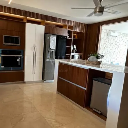 Buy this 5 bed house on Celebrity Barberia Puerto Cancun in Avenida Puerto Cancún, 77059 Cancún