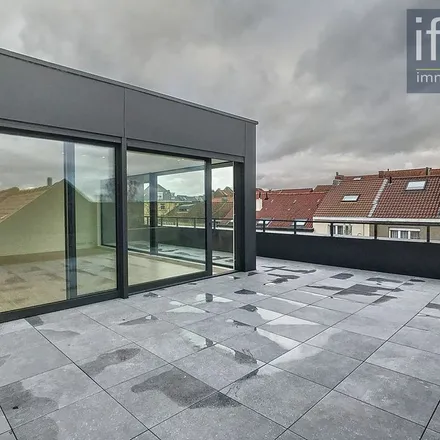 Rent this 3 bed apartment on Jezus-Eiklaan 2 in 3080 Tervuren, Belgium