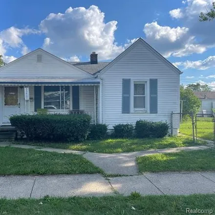 Buy this 2 bed house on 25607 Midway Street in Dearborn Heights, MI 48127