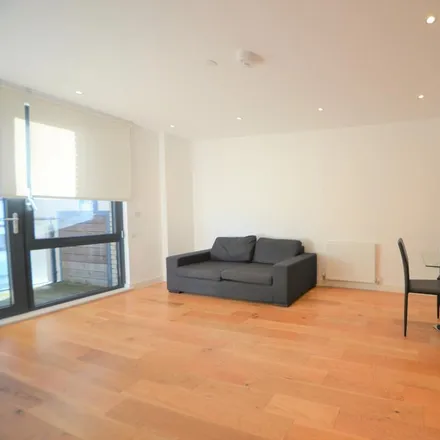 Image 4 - Graphite Point, 36 Palmers Road, London, E2 0FS, United Kingdom - Apartment for rent