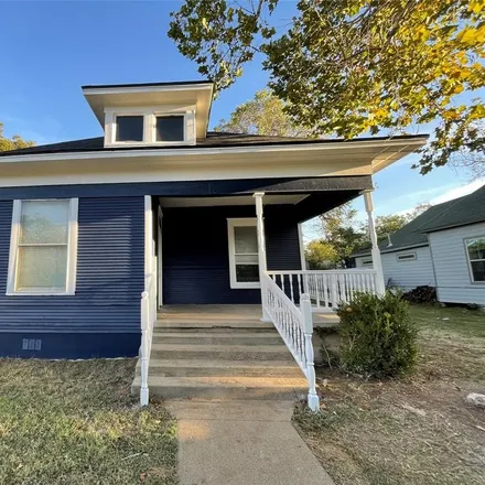 Rent this 3 bed house on 721 West Monterey Street in Denison, TX 75020