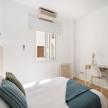 Rent this 1 bed apartment on Alcalá-Goya in Calle de Alcalá, 28009 Madrid