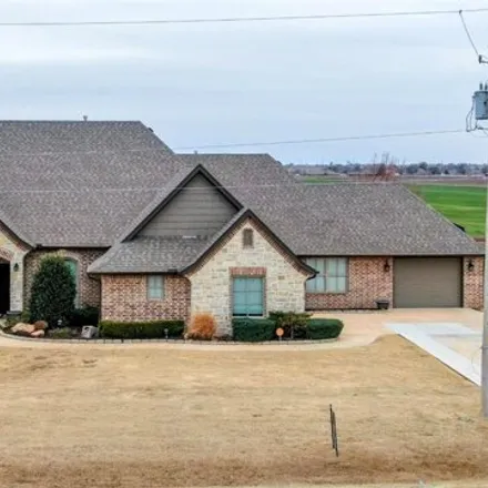 Buy this 4 bed house on Heritage Road in Altus, OK 73521