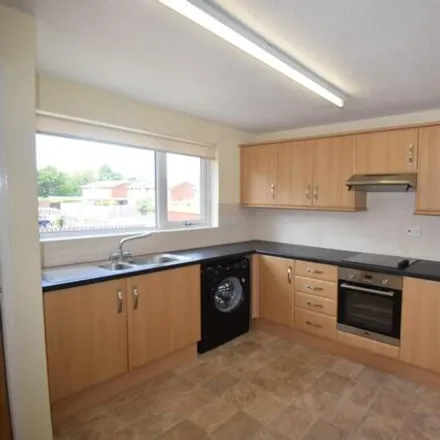 Image 2 - Gwydyr Way, Wrexham, LL13 7HG, United Kingdom - Apartment for rent