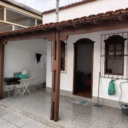 Buy this 3 bed house on Escola Municipal Maria Silva Lucas in Rua Padre Júlio Maria, Ressaca